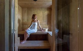 Good Life Hotel Garden